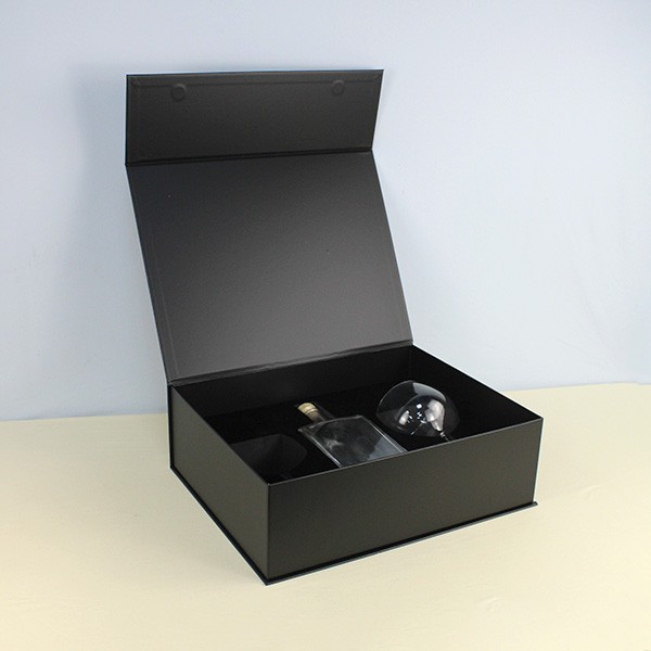 Custom Boxes With Magnetic Closure